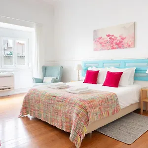 140m² 4 Slaapkamer, 2 Privé Badkamer In Sao Joao De Deus , Lissabon Portugal